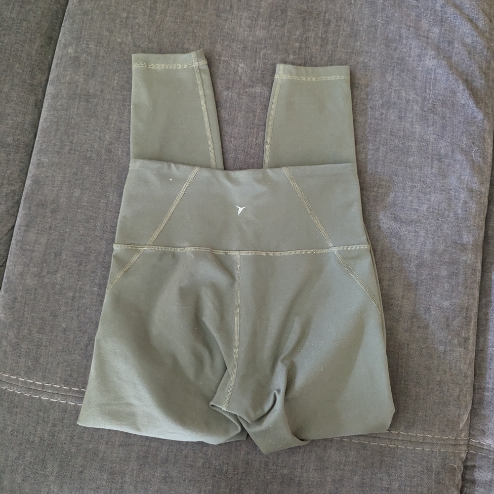 Old Navy Elevate 7/8 Leggings Go Dry Mesh-Splice Olive Compression Legging - Picture 5 of 7